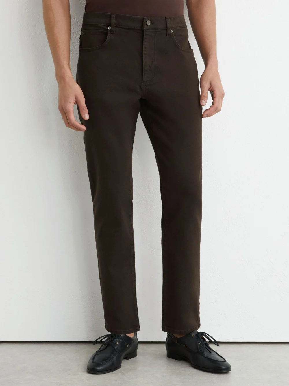 Reiss Bishopsgate Men's Chocolate Brown Straight-leg Jeans, view 3
