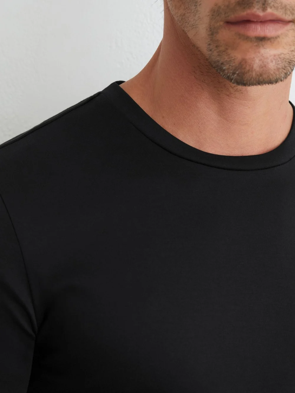 Reiss Black Air-water Cotton Muscle-fit T-shirt, view 4