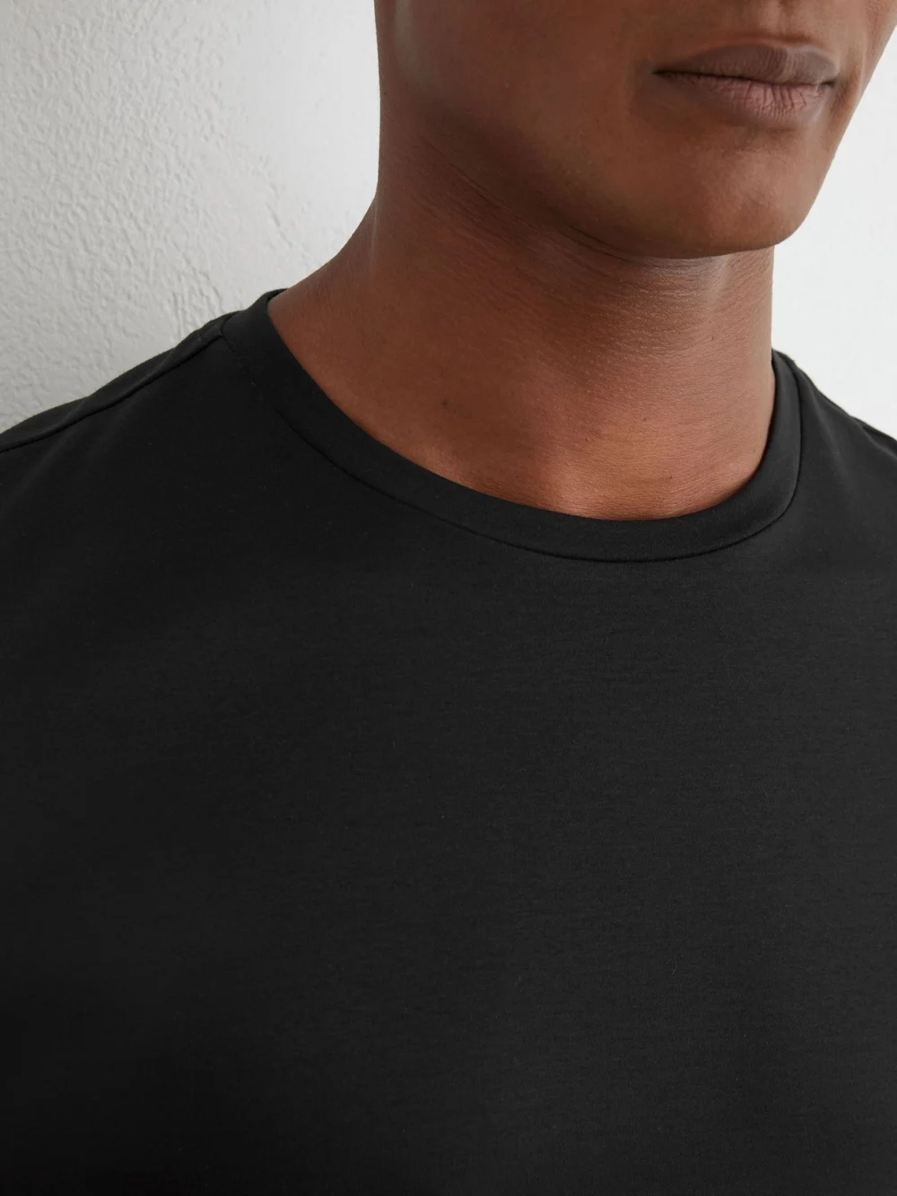 Reiss Black Air-water Cotton Tailored-fit T-shirt, view 4