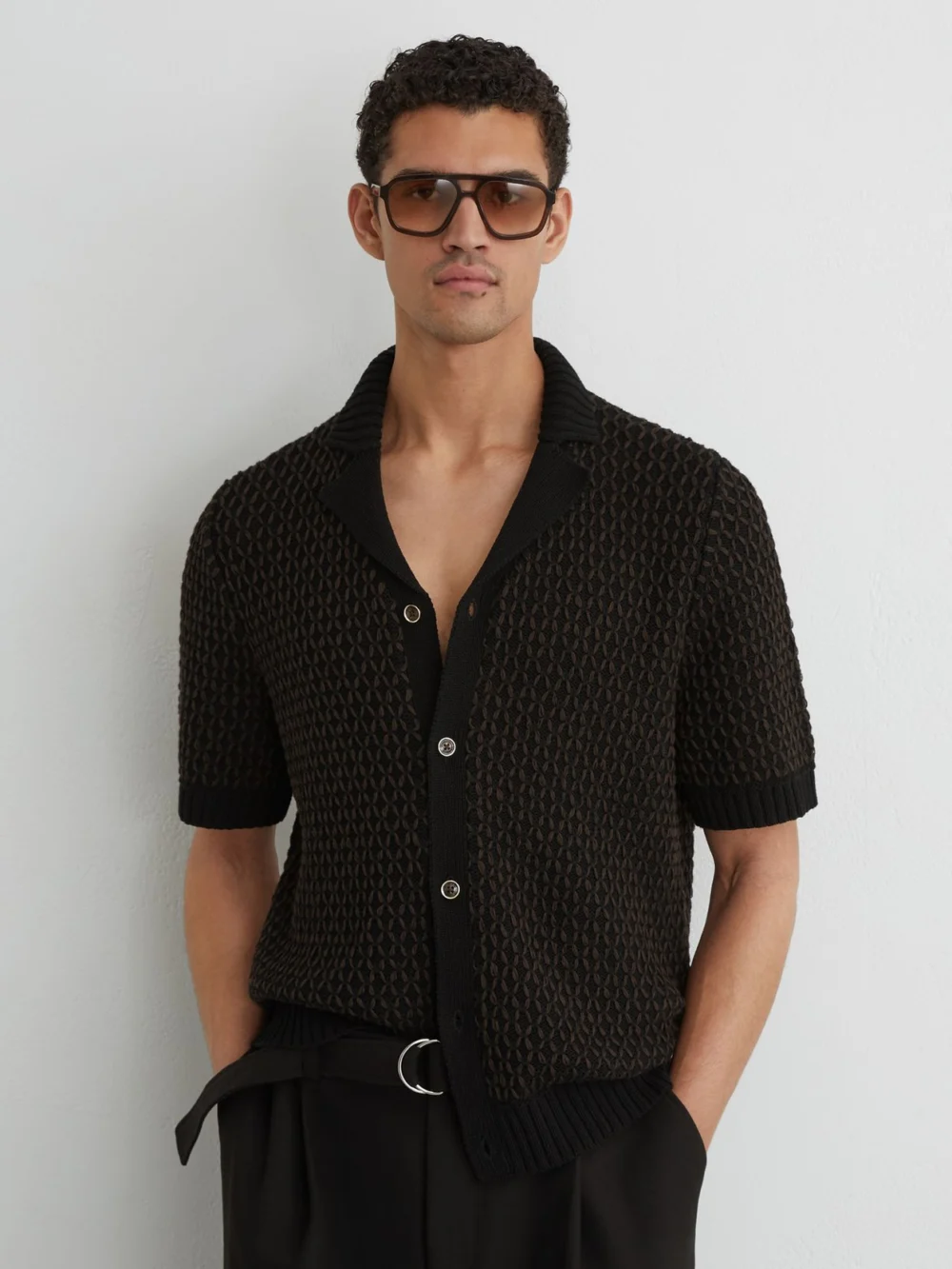 Reiss Black & Chocolate Brown Cotton-blend Stitch-detail Knitted Shirt, view 4