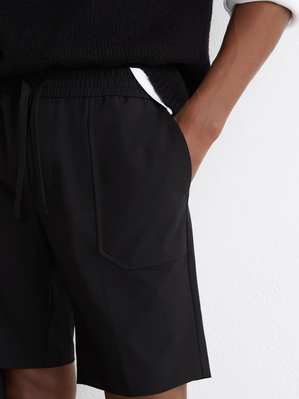 Reiss Black Ascend Technical Drawstrings, view 4