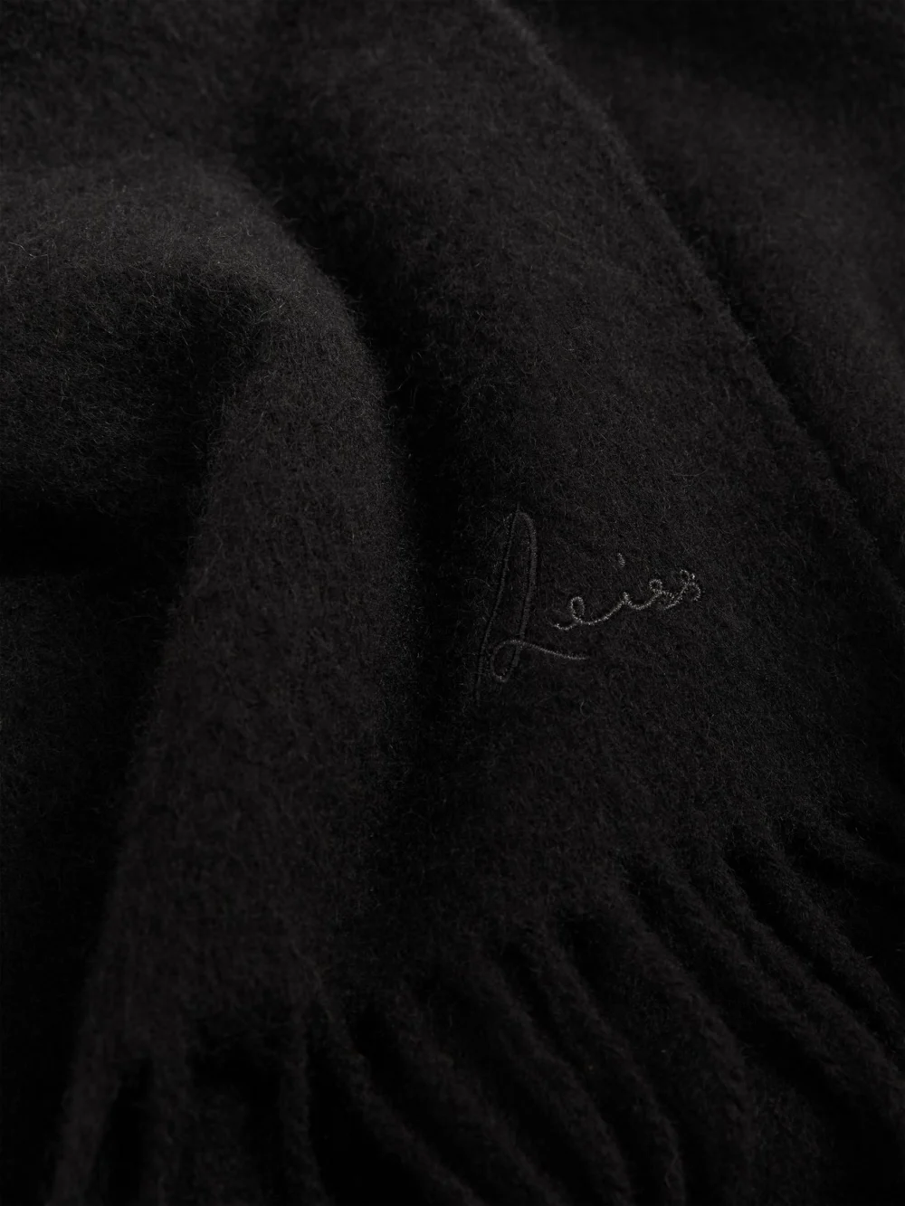 Reiss Black Cashmere Blend Scarf,, view 4