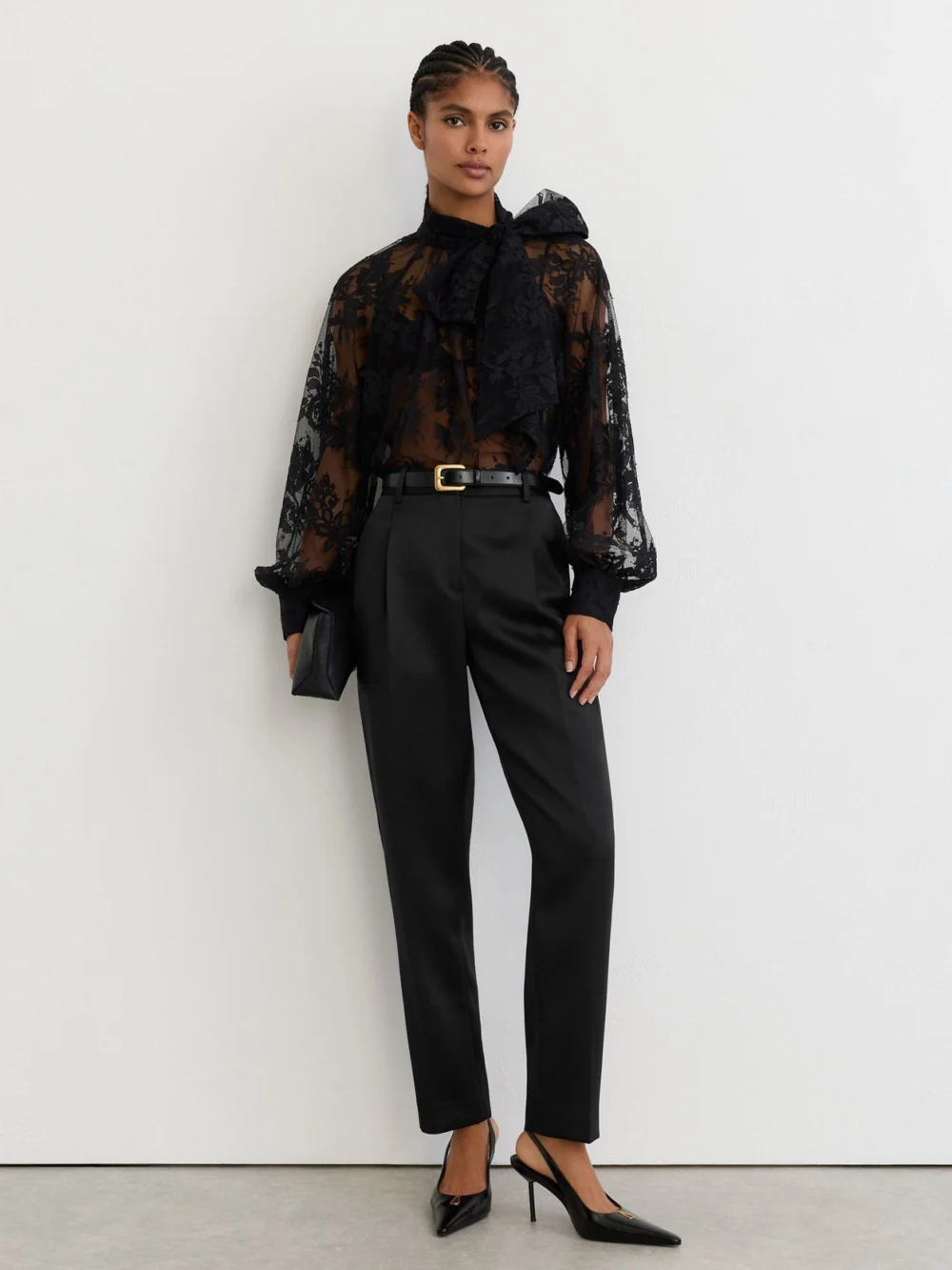 Reiss Black Ellen Petite Satin Single-pleated Trousers, view 5