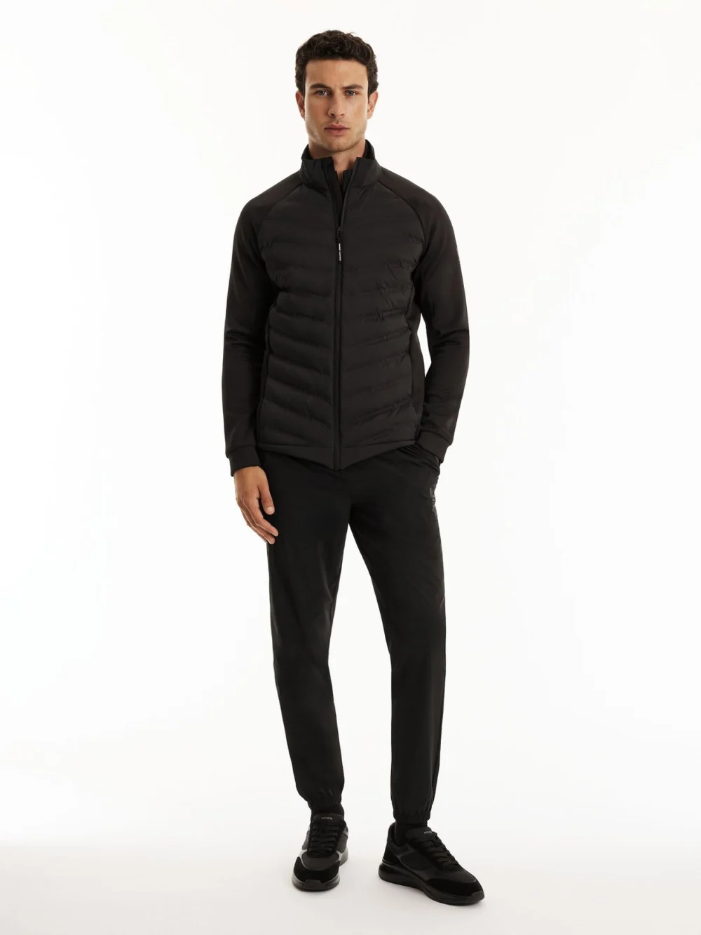 Reiss Black Hybrid | Castore Quilted, view 3