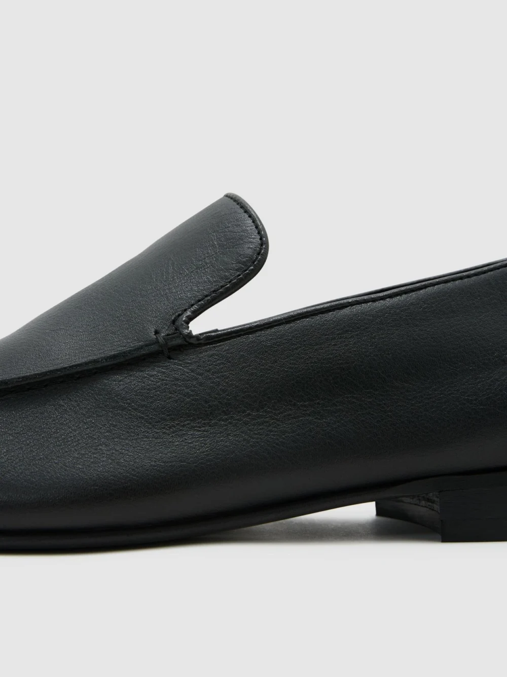 Reiss Black Leather Apron-stitch Loafers, view 4