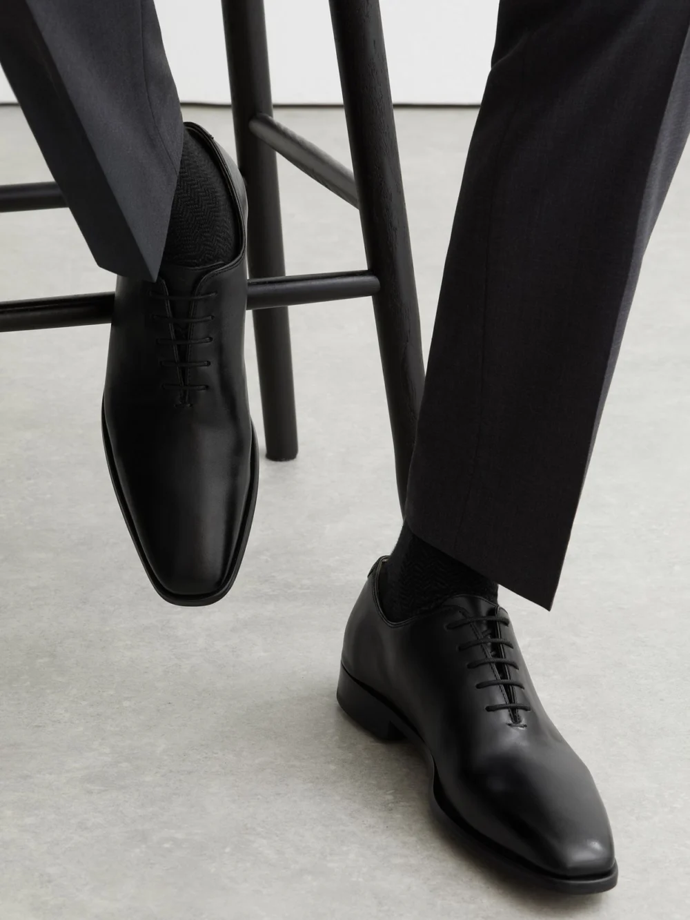 Reiss Black Leather Lace-up Wholecut Oxford Shoes, view 2