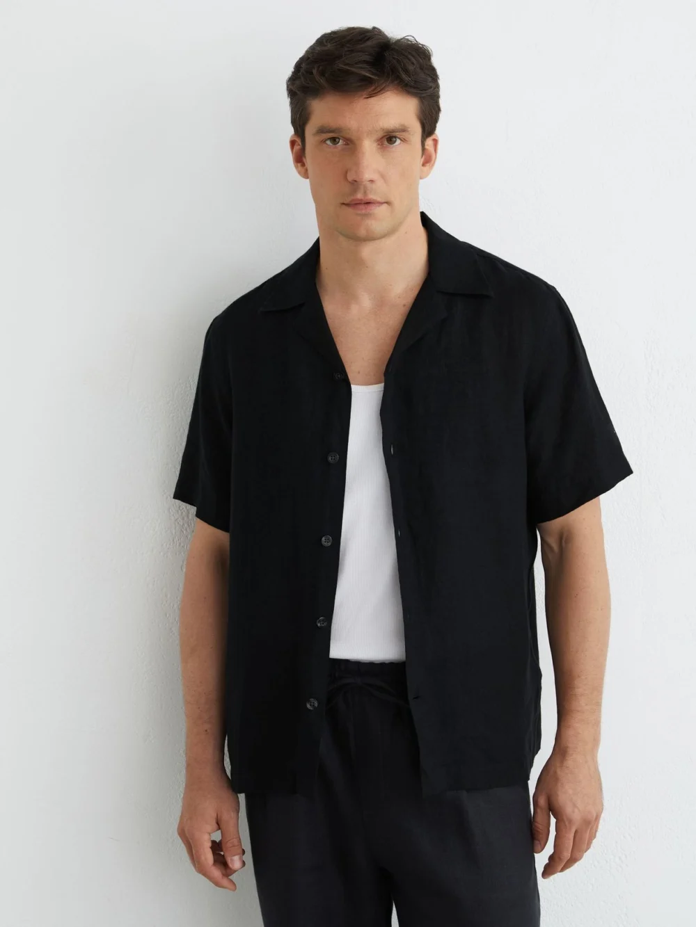 Reiss Black Linen Cuban-collar Shirt, view 5