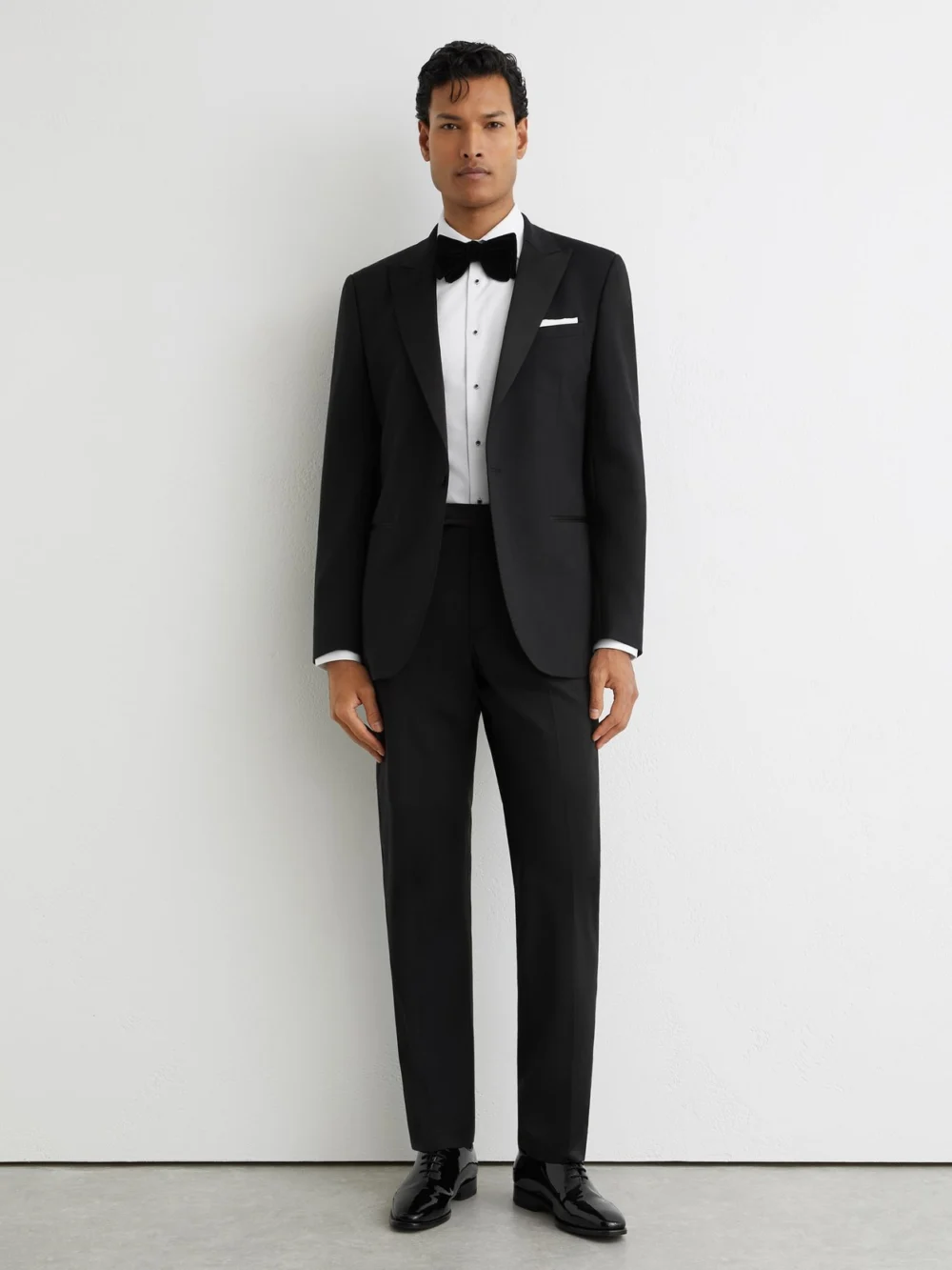 Reiss Black Peak Lapel Single-breasted Tuxedo Jacket Tailored-fit, view 4