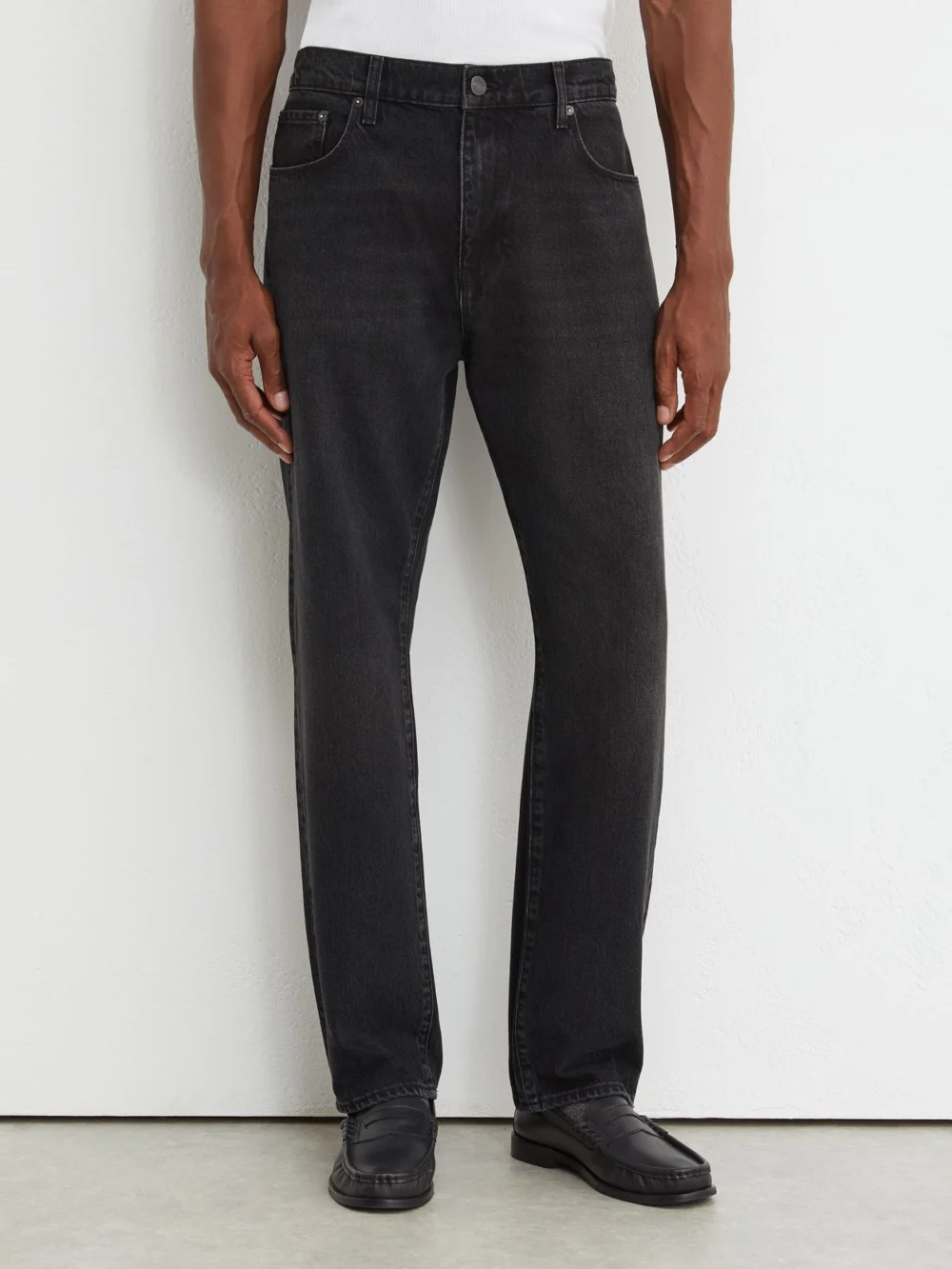 Reiss Black Relaxed Straight-leg Jeans, view 3