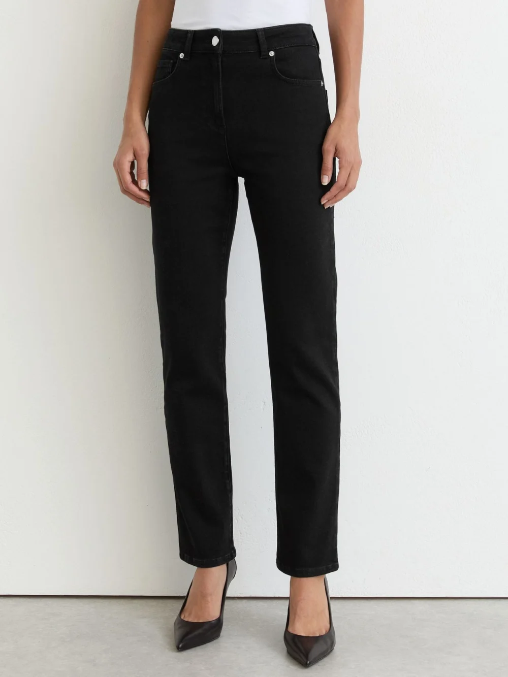 Reiss Black Slim-leg Mid-rise Jeans, view 3
