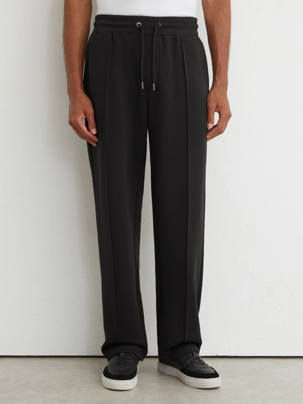 Reiss Black Sueded Interlock Jersey Straight-leg Joggers, view 3