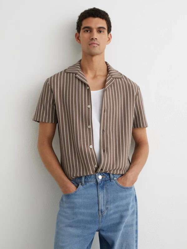 Reiss Brown & Ecru Textured-stripe Cuban-collar Shirt Cotton-blend