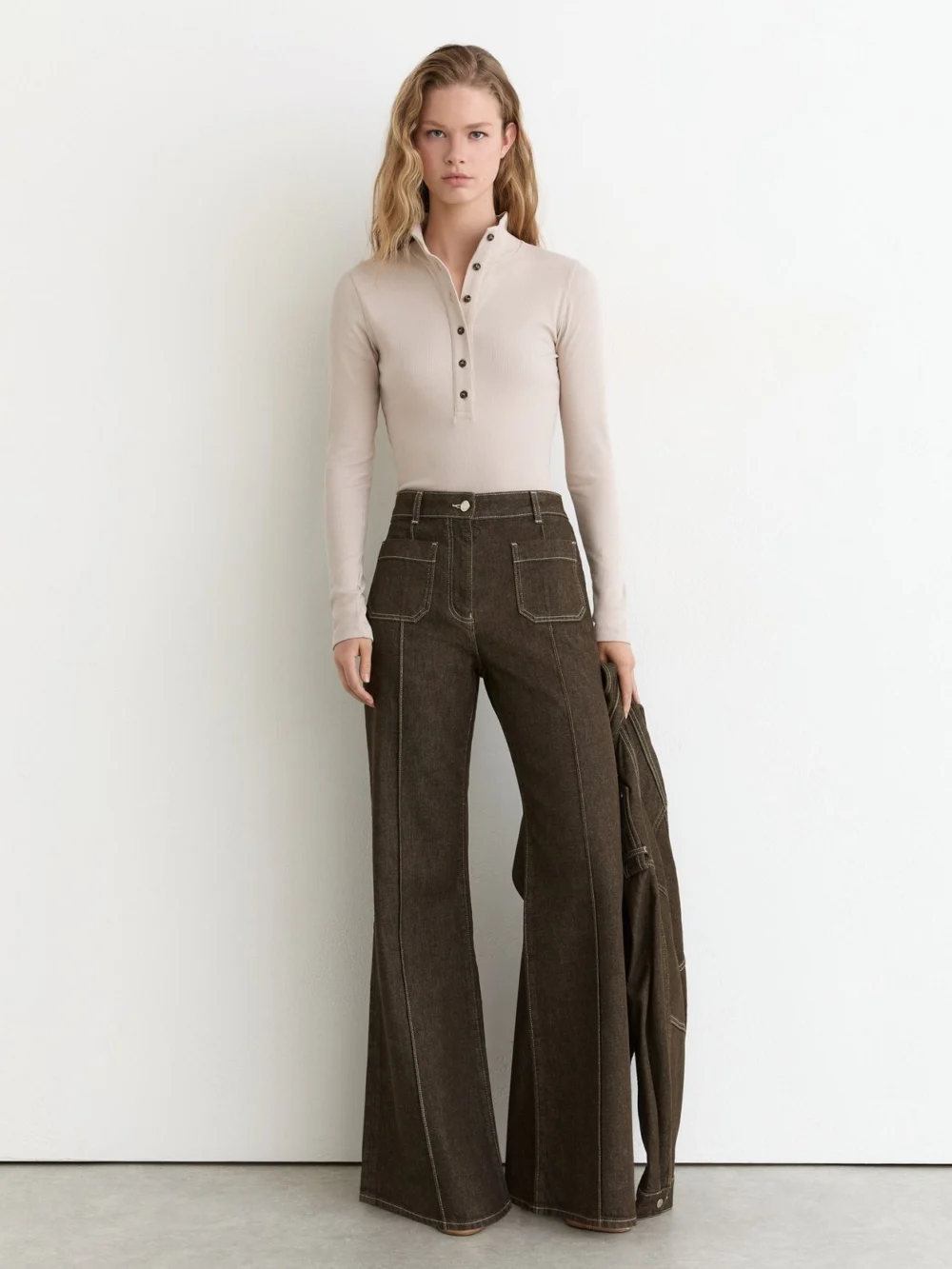 Reiss Brown Petite Patch-pocket Flared Jeans, view 5
