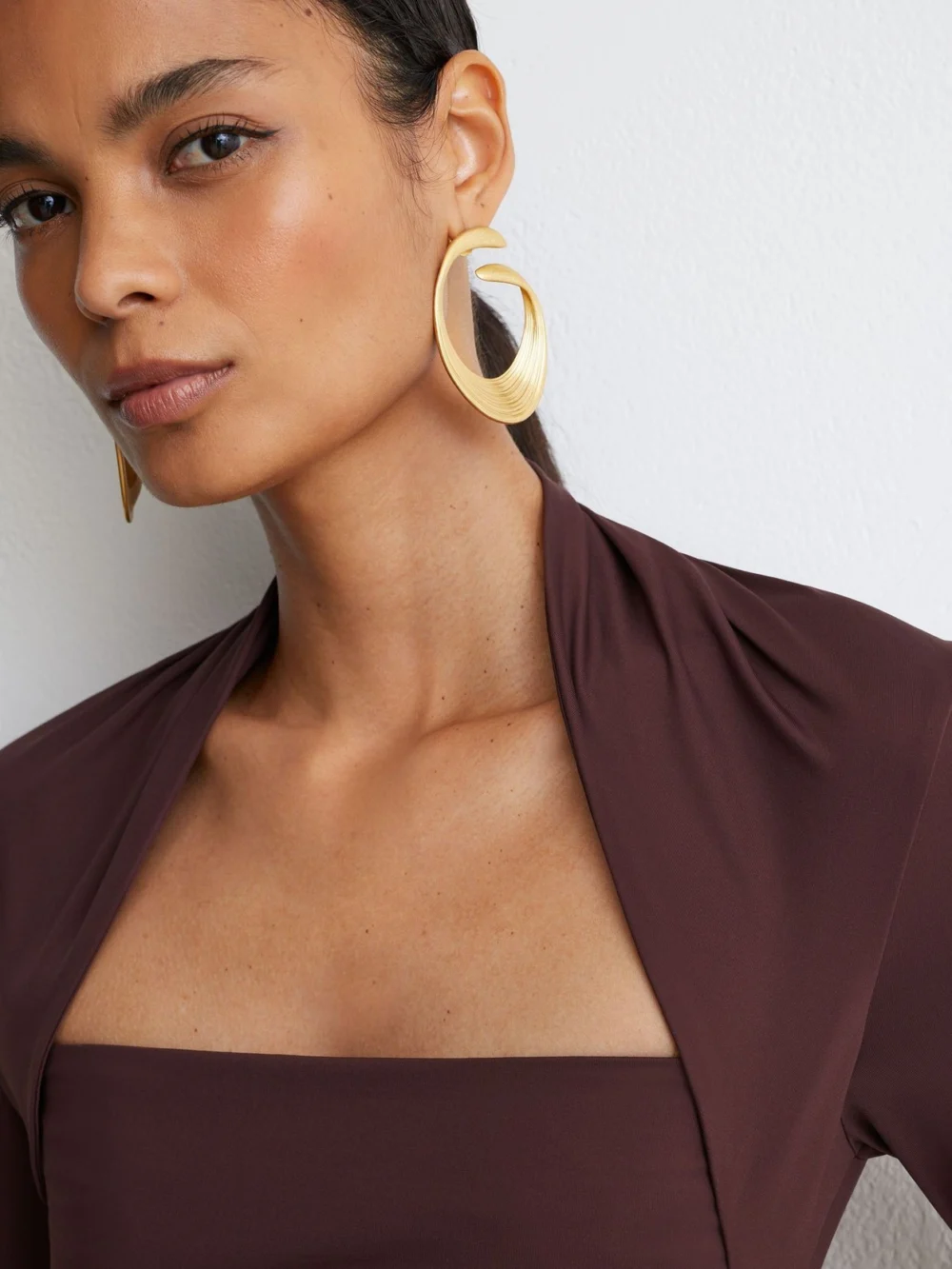 Reiss Burgundy Square-neck Ruched Long Sleeve Top, view 3