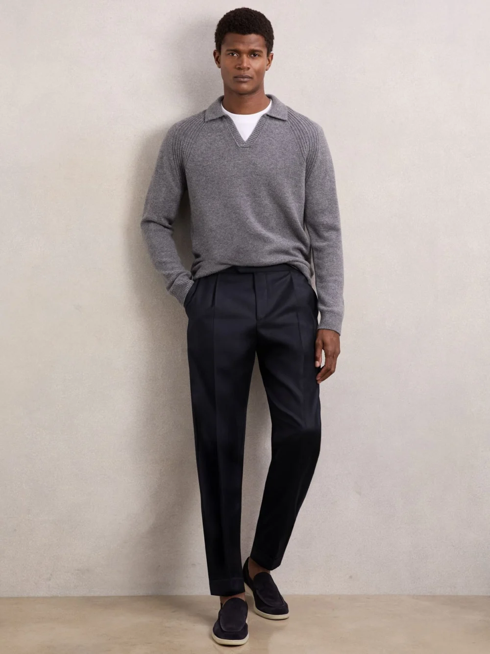 Reiss Cantwell Men's Navy Stretch-cotton Tapered Trousers
