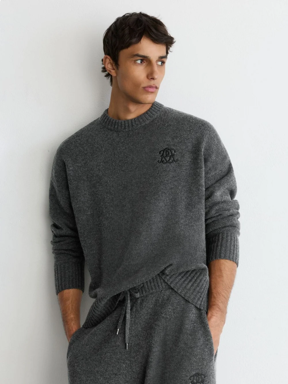Reiss Charcoal Grey Monogram Embroidered Relaxed Wool Jumper