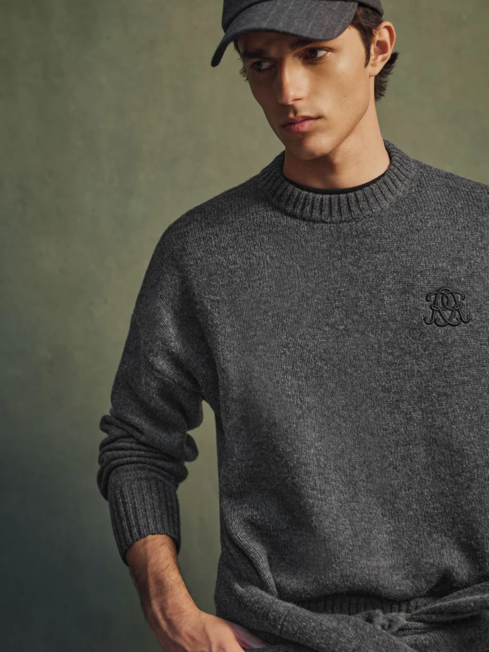 Reiss Charcoal Grey Monogram Embroidered Relaxed Wool Jumper, view 4