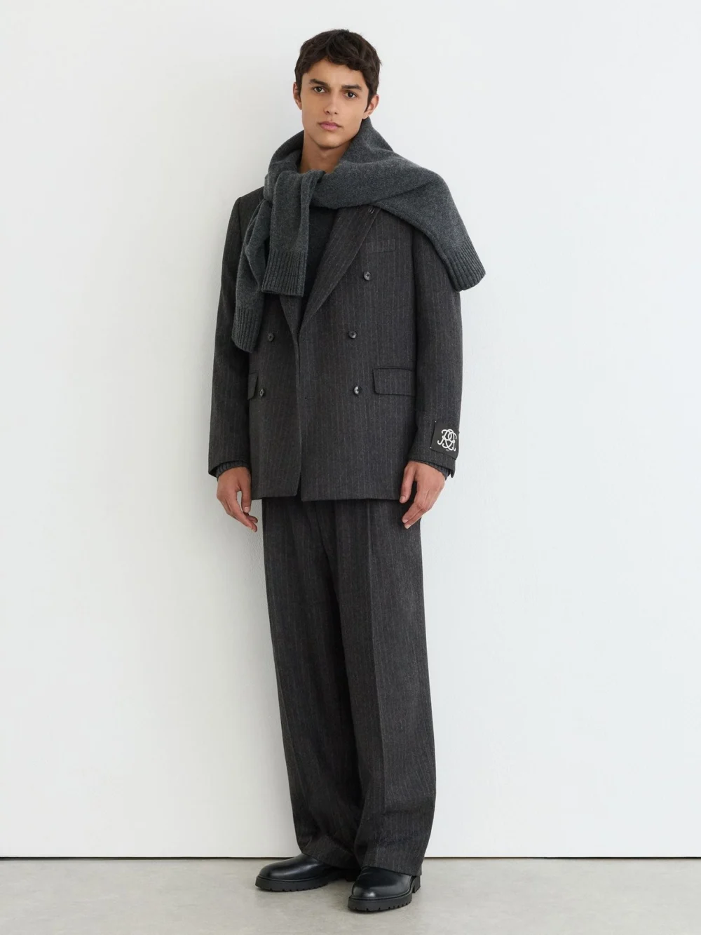 Reiss Charcoal Grey Monogram Wool-blend Chalk-stripe Suit Trousers Relaxed-fit