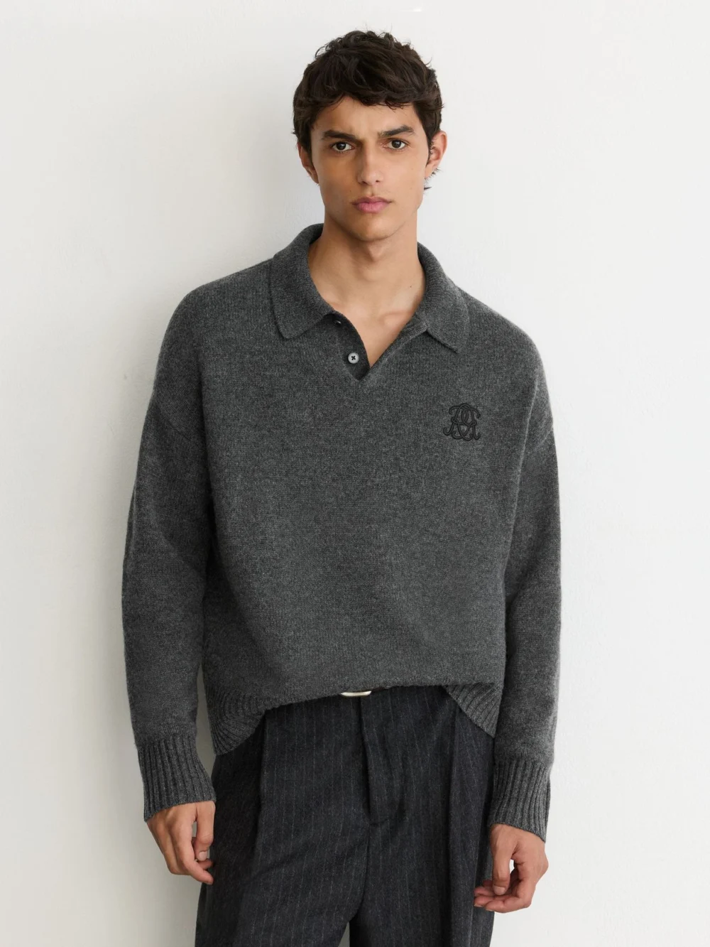 Reiss Charcoal Grey Monogram Wool Relaxed-fit Polo Jumper, view 4