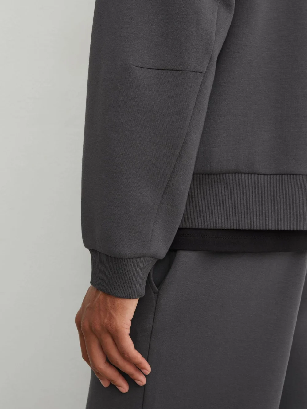 Reiss Charcoal Grey Sueded Interlock Jersey Relaxed-fit Hoodie, view 4