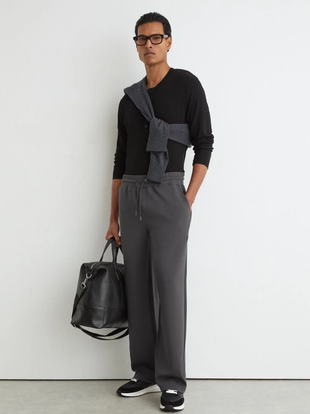 Reiss Charcoal Grey Sueded Interlock Jersey Relaxed-fit Joggers, view 3