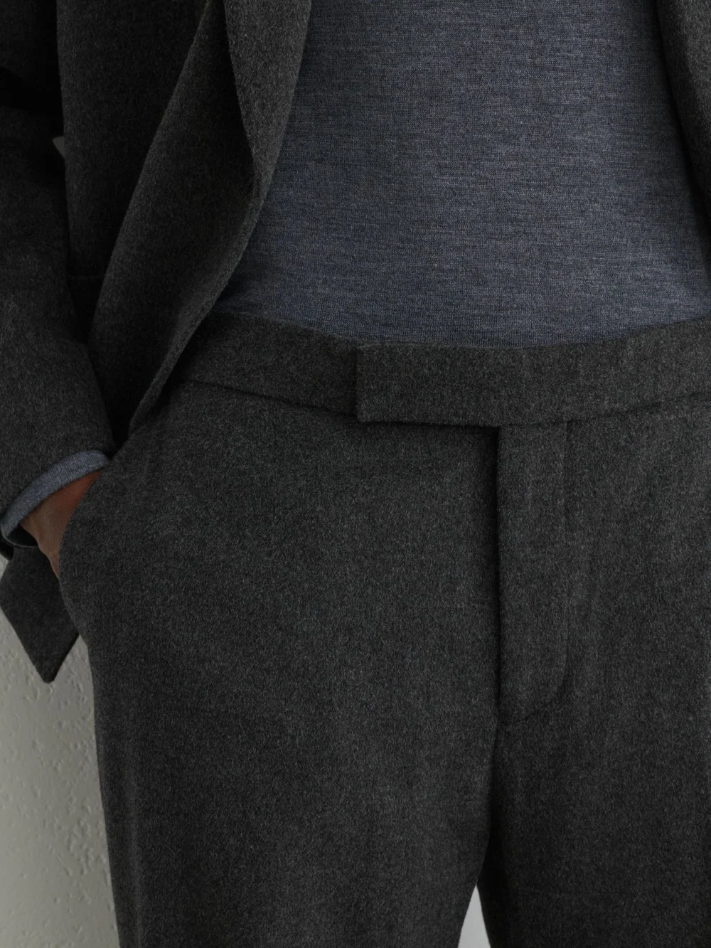 Reiss Charcoal Grey Wool-blend Flannel Tailored-fit Suit Trousers, view 4