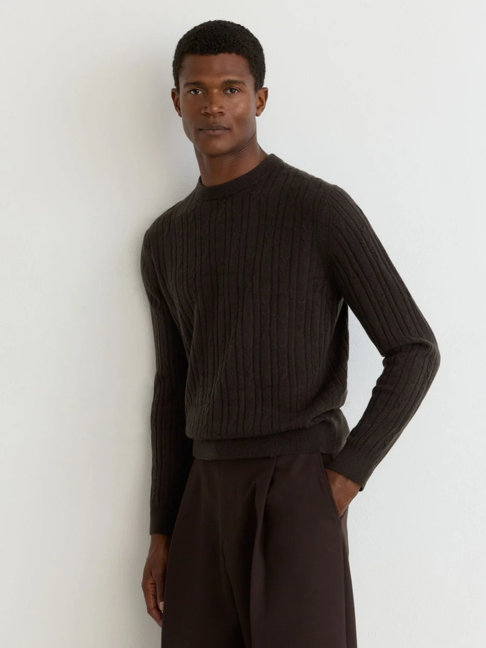 Reiss Chocolate Brown Cashmere Cable-knit Crew-neck Jumper, view 3
