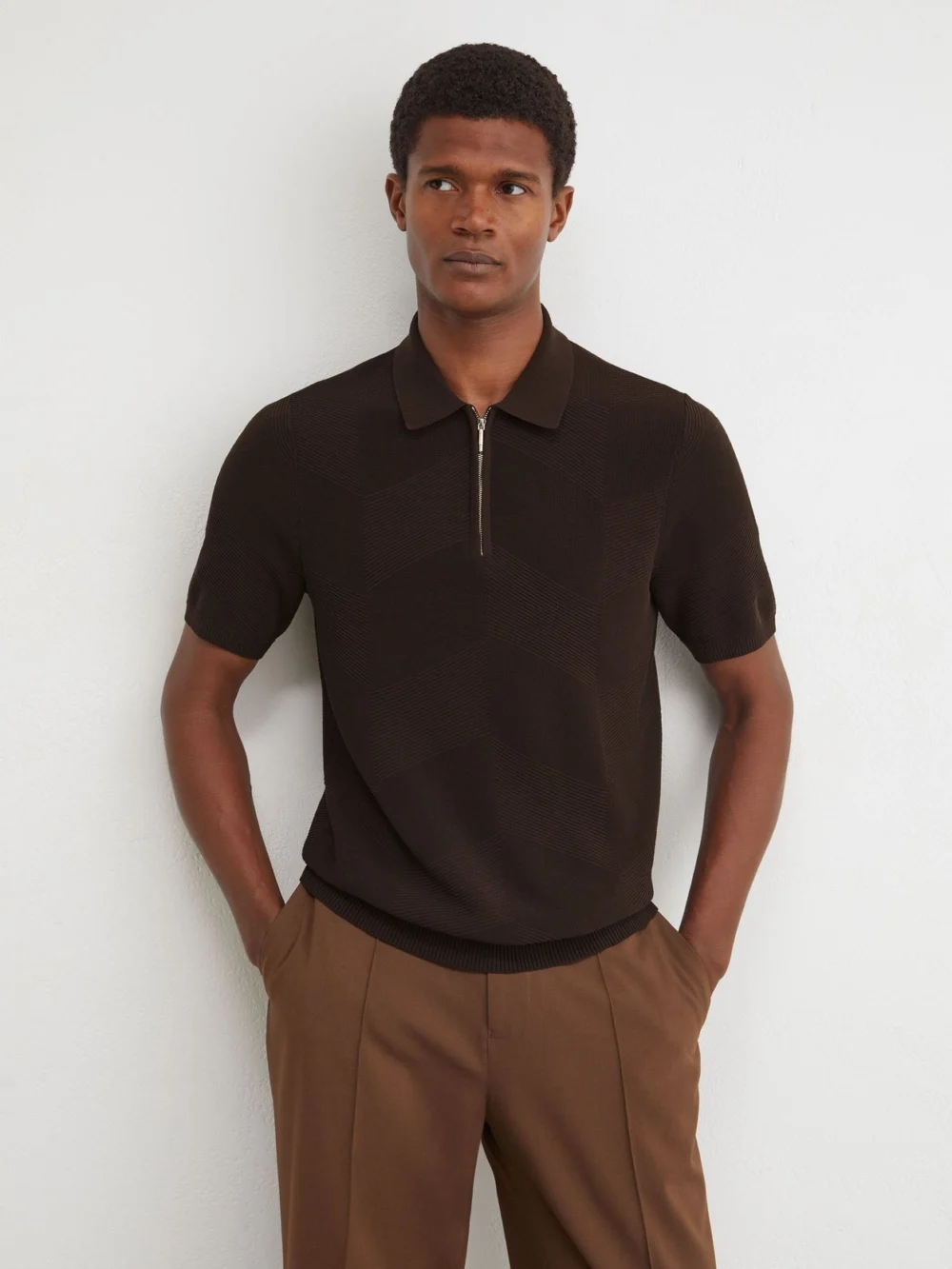 Reiss Chocolate Brown Cotton-blend Chevron-knit Half-zip Polo Shirt, view 3