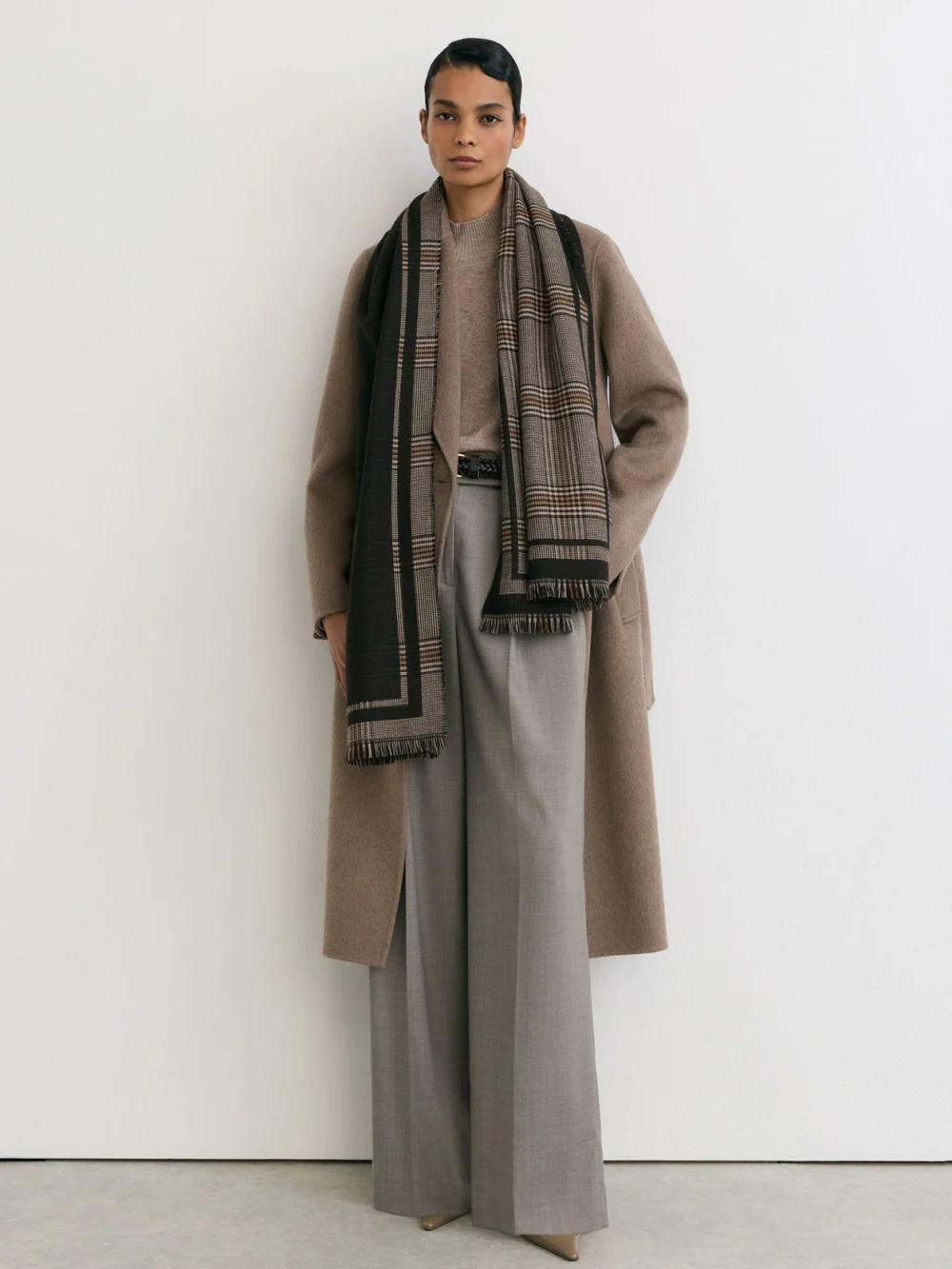 Reiss Chocolate Prince of Wales Check Scarf,, view 4