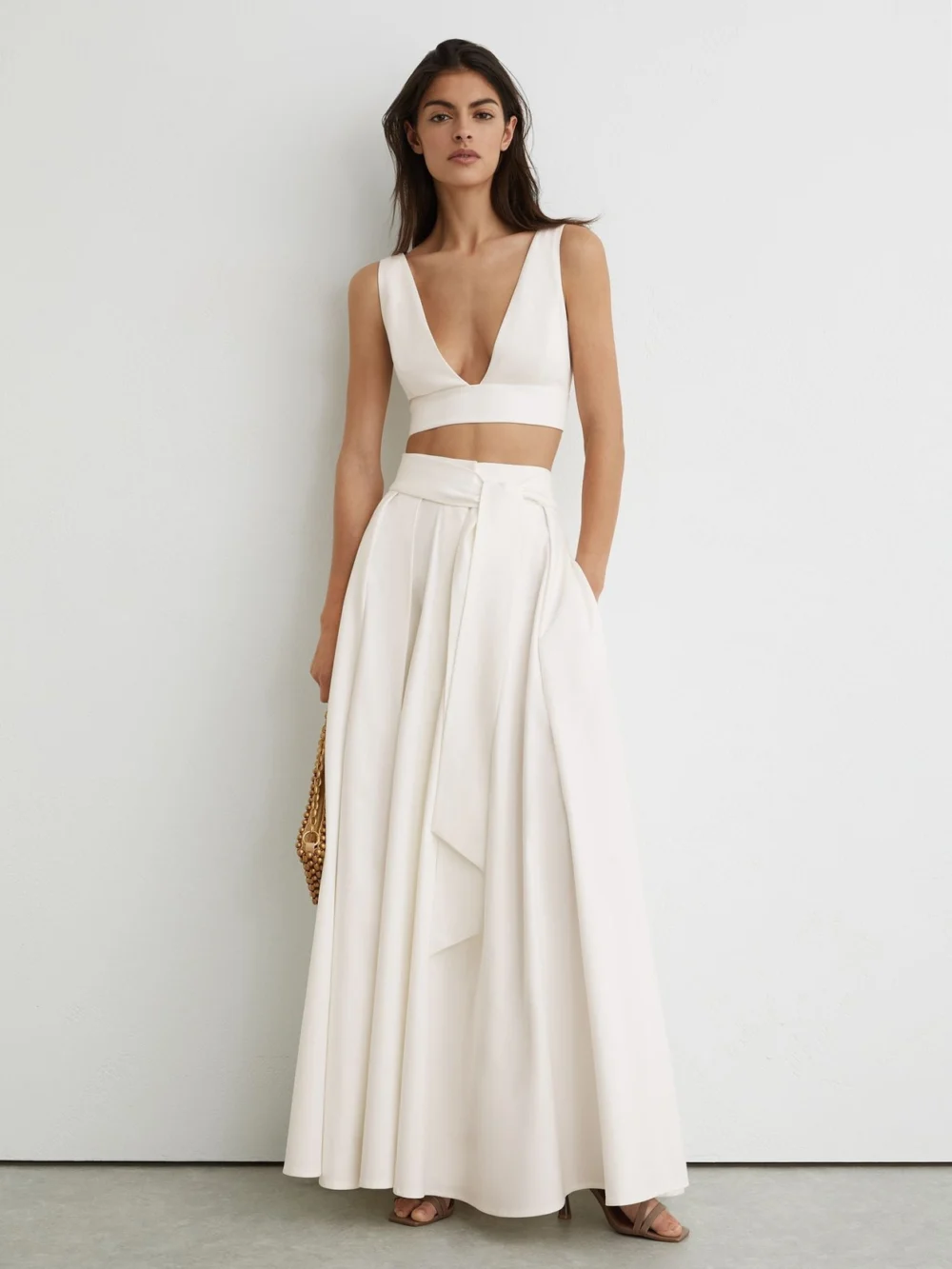 Reiss Cotton Tie-back Plunge Cropped Top in ivory
