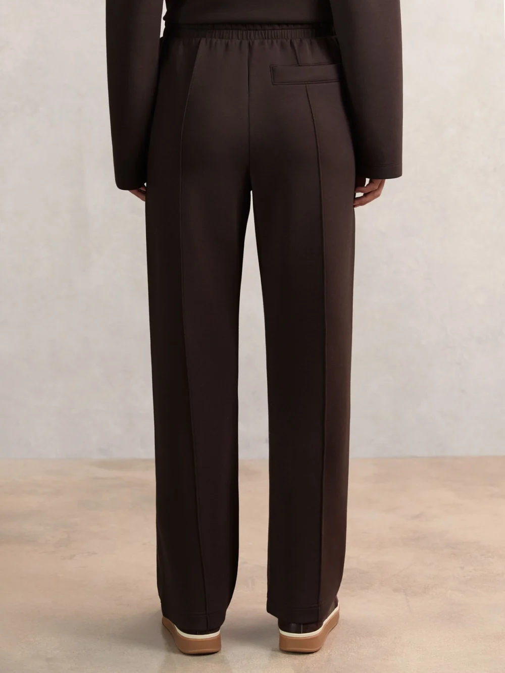 Reiss Dark Chocolate Brown Premium Interlock Wide-leg Joggers, view 4
