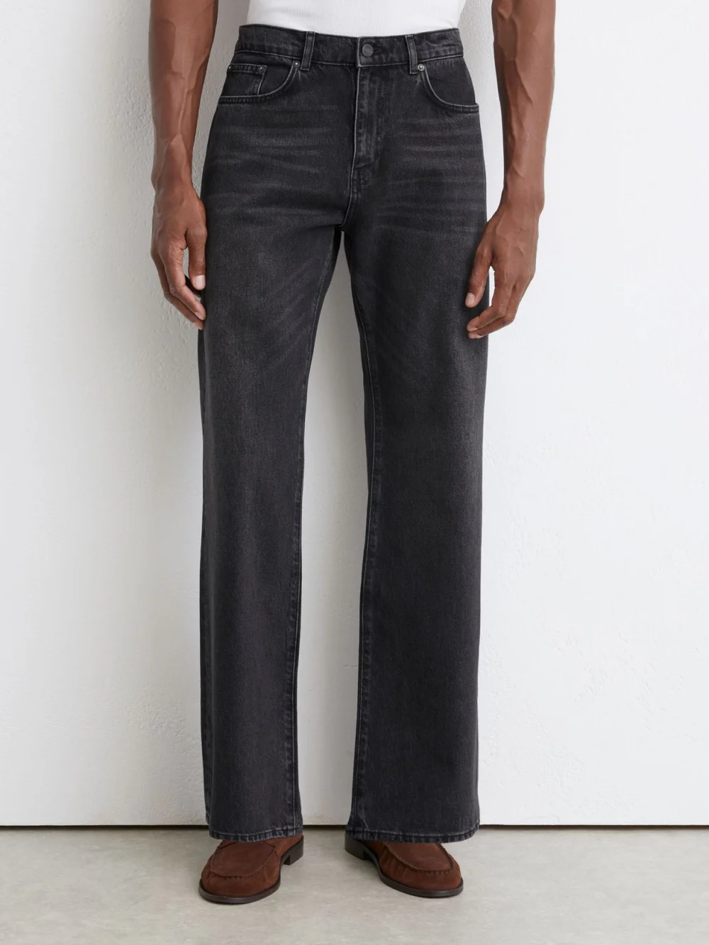 Reiss Dark Grey Relaxed Flared-leg Jeans, view 3