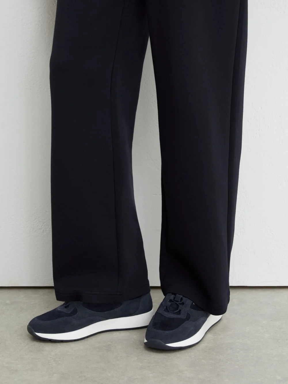 Reiss Dark Navy Bonded-leather Lightweight Runner Trainers, view 4
