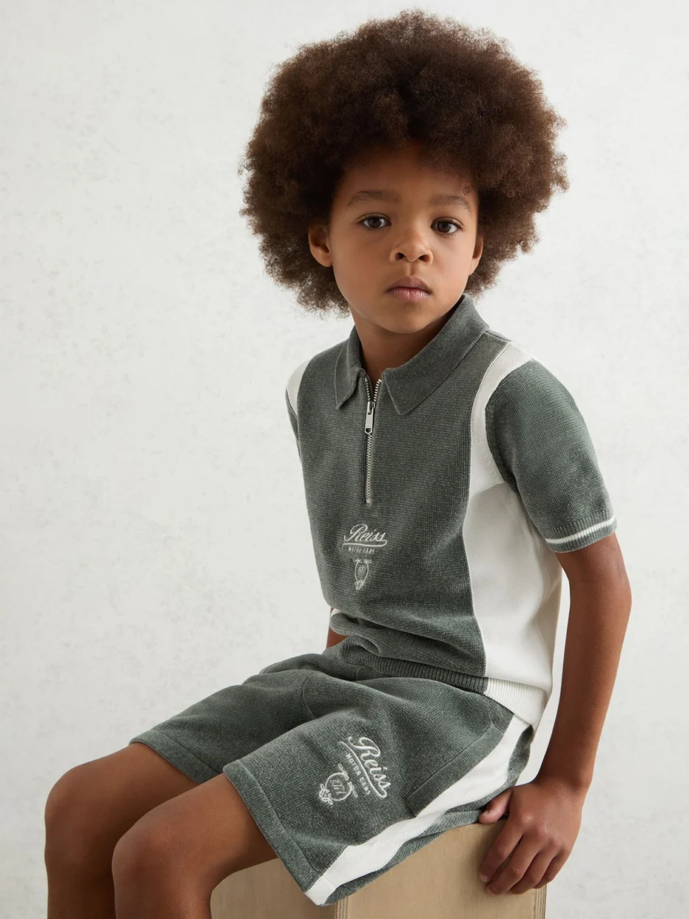 Reiss Dark Sage Green & White 13-14 yrs Chenille Tipped Motor Cars Shorts,, view 3