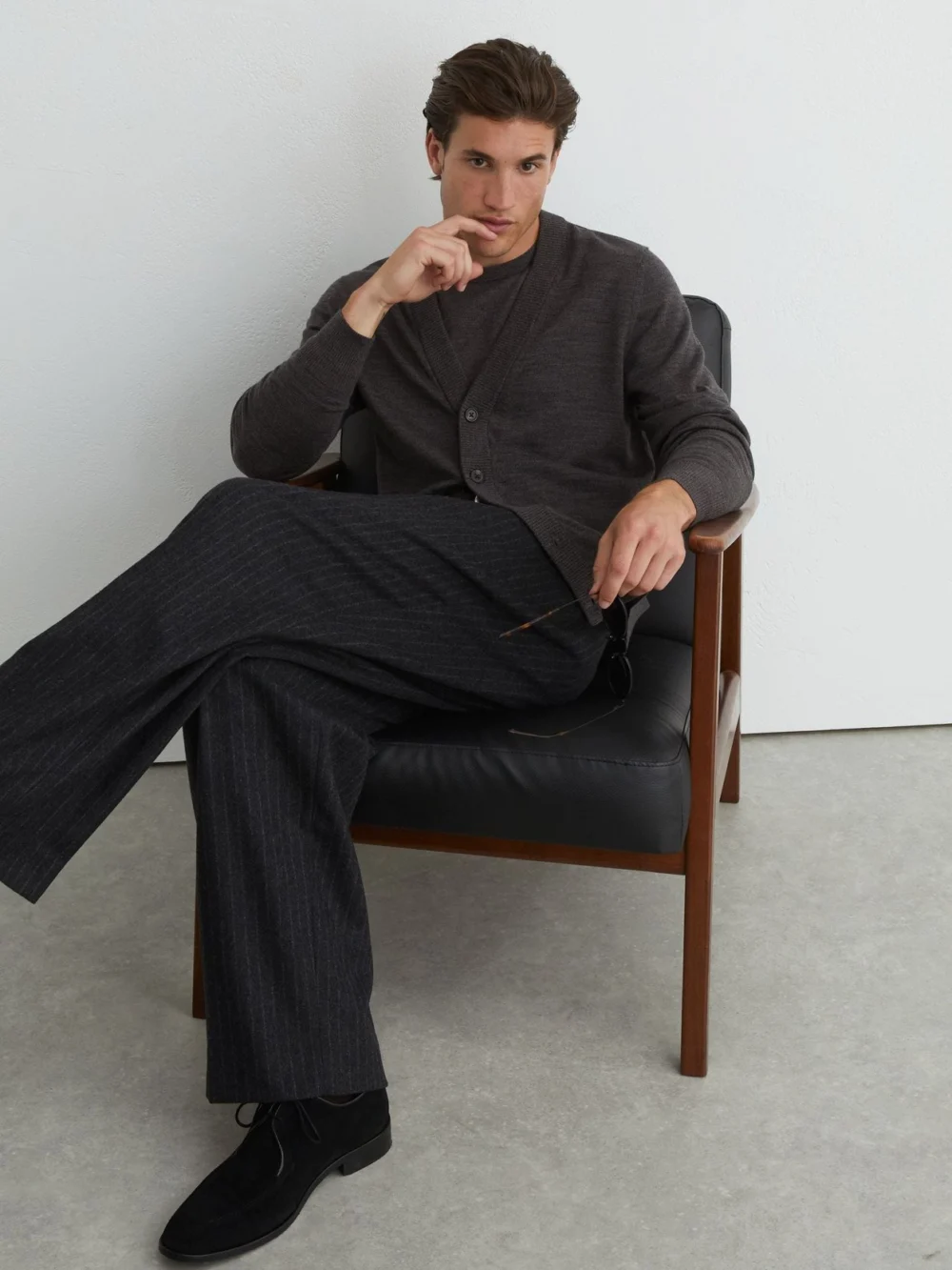 Reiss Dark Wicker Brown Merino Wool V-neck Cardigan, view 4