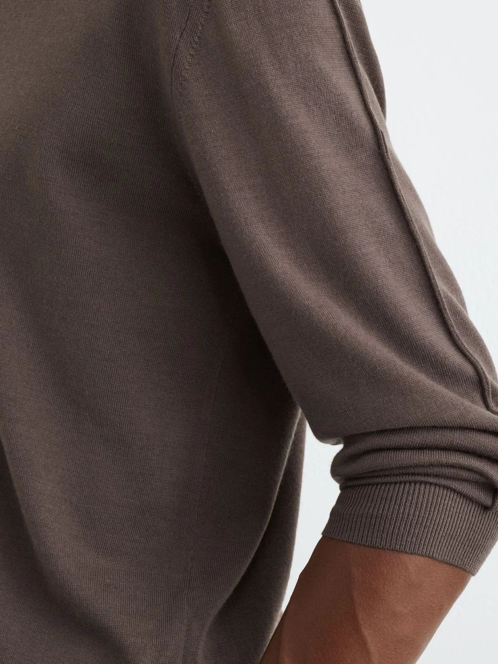 Reiss Earlsfield Men's Ridge Brown Merino Wool V-neck Jumper, view 4
