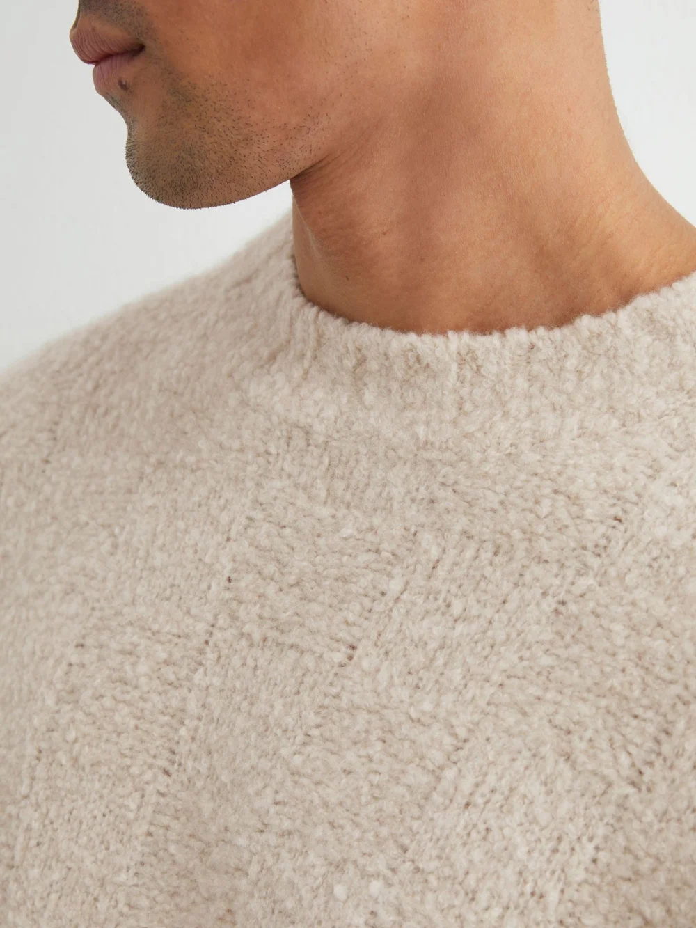 Reiss Ecru Wool-cashmere Bouclé Square-knit Jumper, view 4