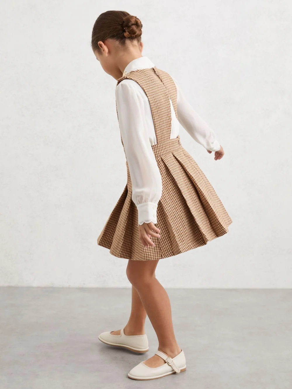 Reiss Girls Brown & White Pinafore Dress in brown/white