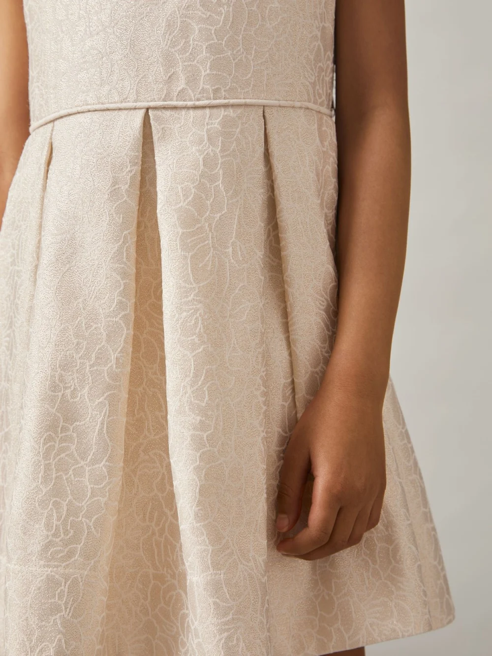Reiss Girls Cream Cotton Floral Cap Sleeve Pleated Dress, view 3