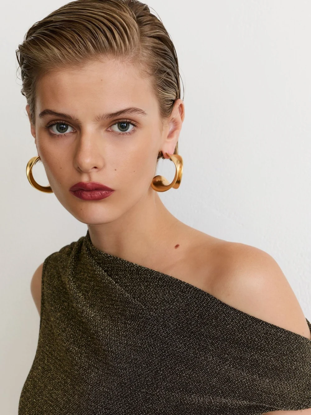 Reiss Gold Metallic-thread Off-shoulder Top