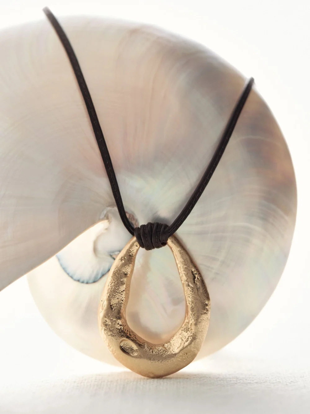 Reiss Gold Tone Molten Link Pendant Necklace,, view 3