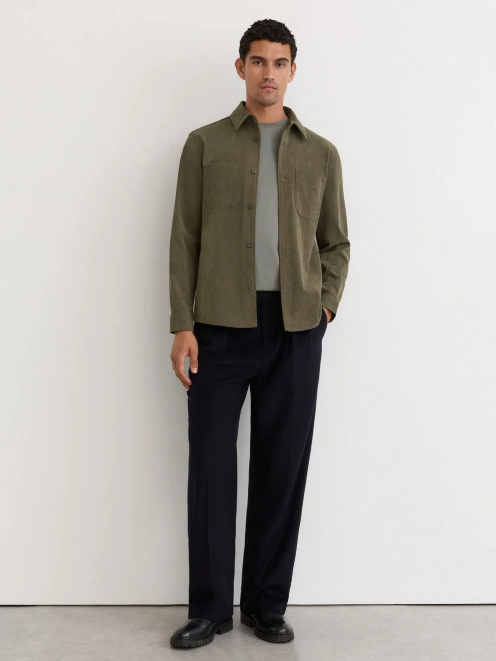 Reiss Green Corduroy Twin-pocket Overshirt, view 4