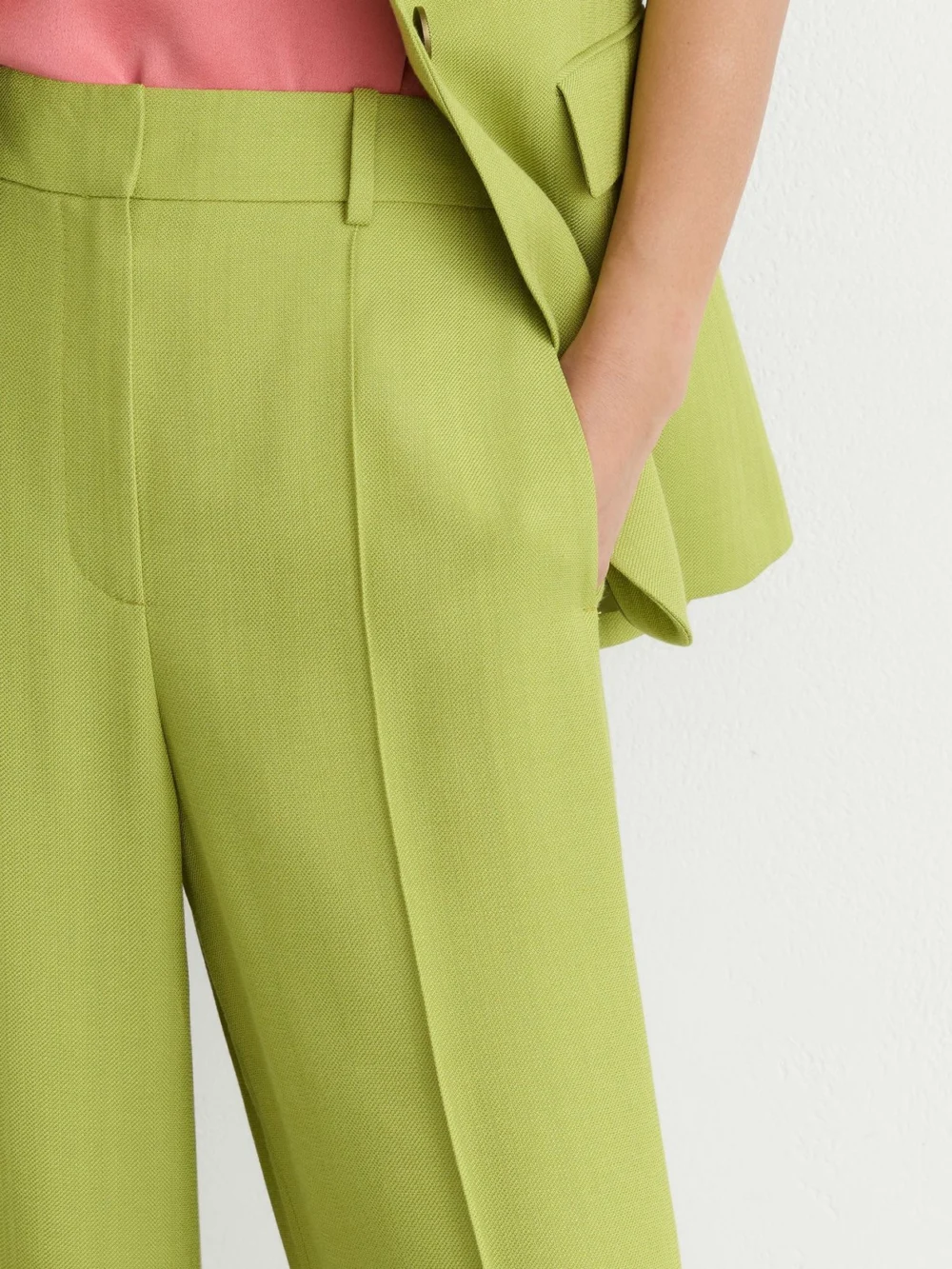 Reiss Green Textured-weave Wide-leg Suit Trousers, view 4