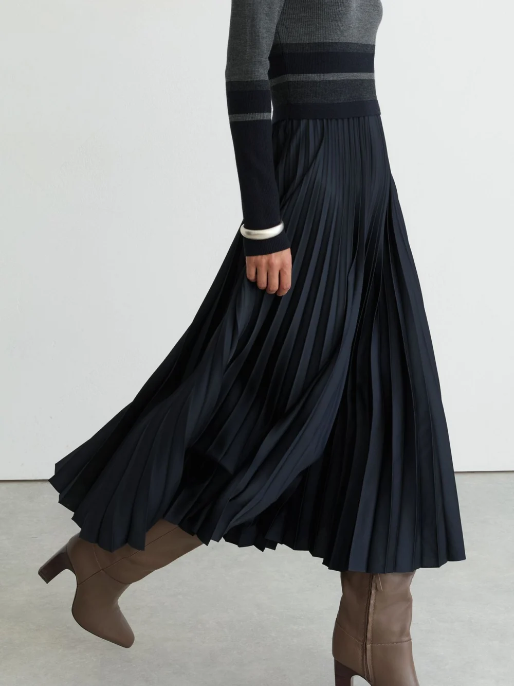 Reiss Grey Petite Striped Knit Mix Pleated Midi Dress, view 3