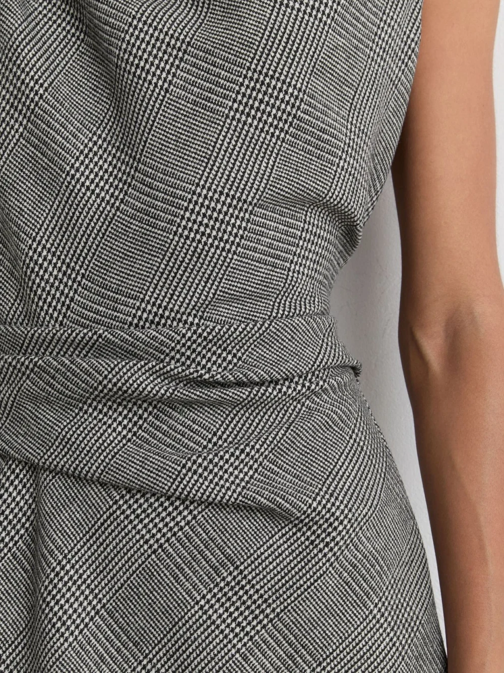 Reiss Grey Wool-blend Check Tailored Midi Dress, view 4