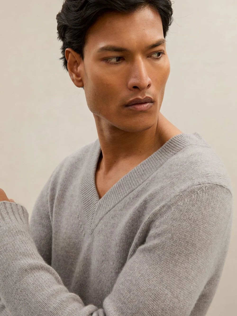 Reiss Heather Oatmeal Atelier Cashmere V-neck Jumper, view 4
