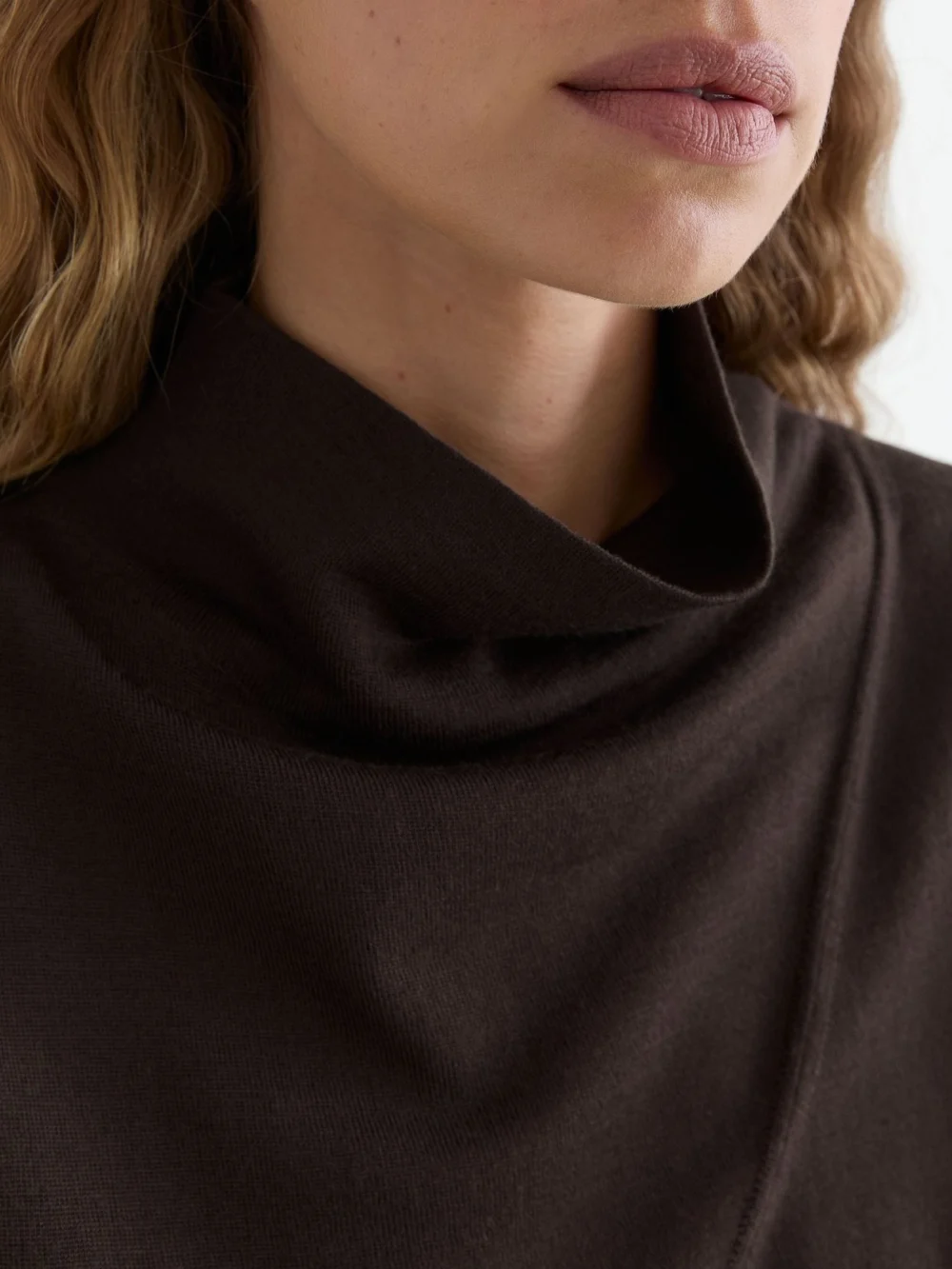 Reiss Honey Chocolate Brown Ultra-soft Merino Wool Funnel-neck Vest, XL, view 3