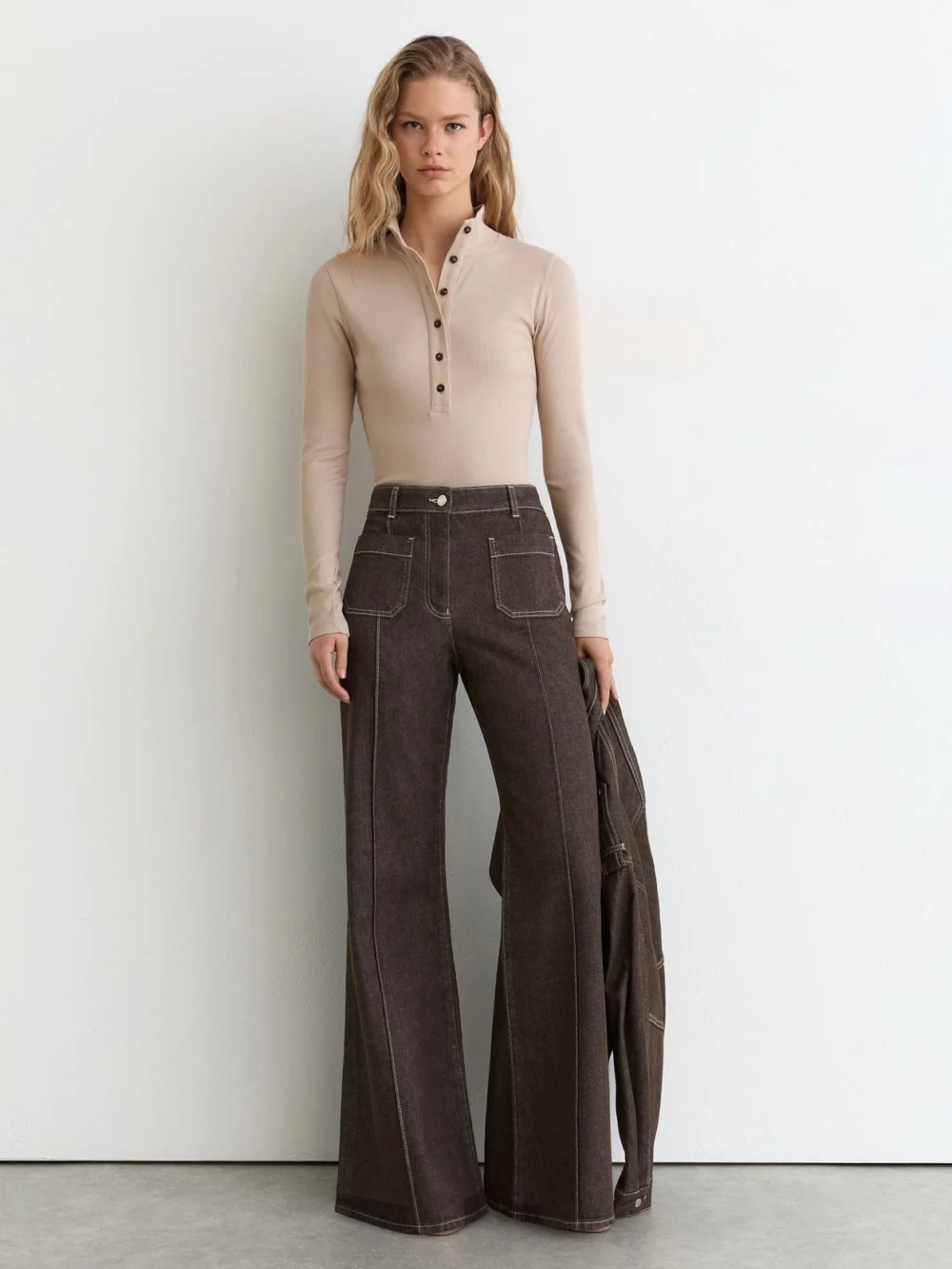Reiss Ida Neutral Ida Cotton-stretch Funnel-neck Top, XL, view 3