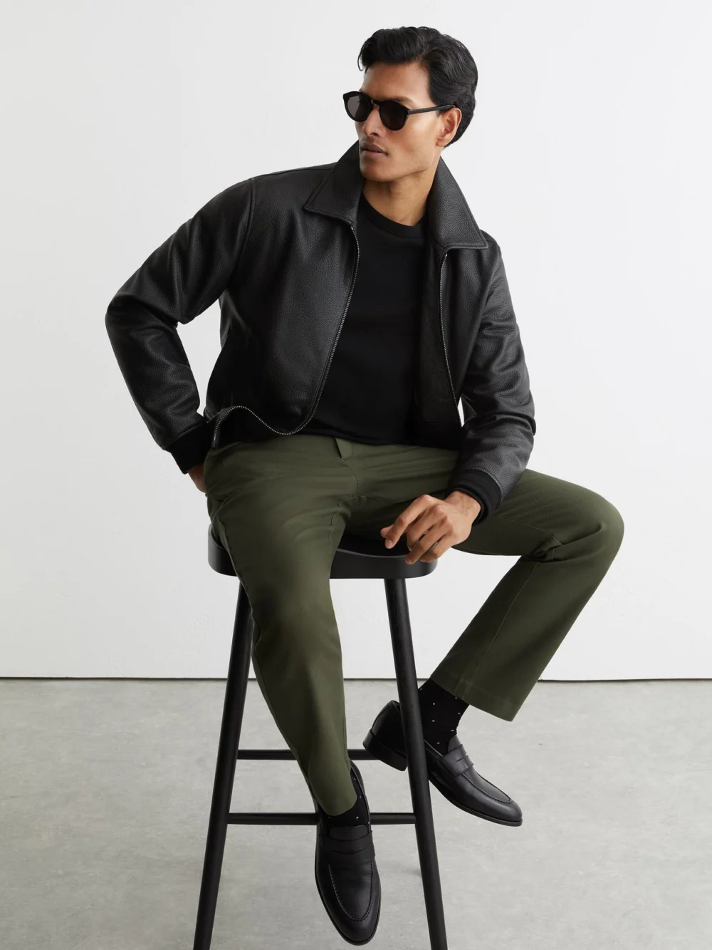 Reiss Khaki Green Cotton Piqué Chino Trousers, view 4