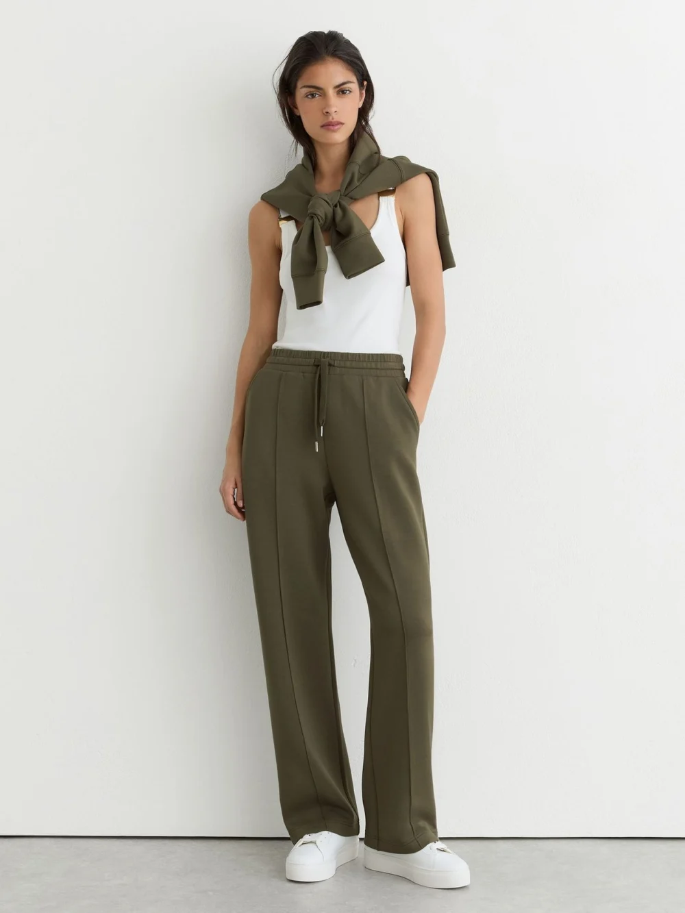 Reiss Khaki Green Premium Interlock Wide-leg Joggers, view 5